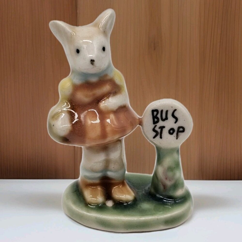 Vintage Albert Kessler Girl Mouse At Bus Stop 2.5" Mini Figurine Rare